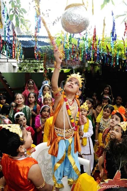 Dahi Handi NGO Style